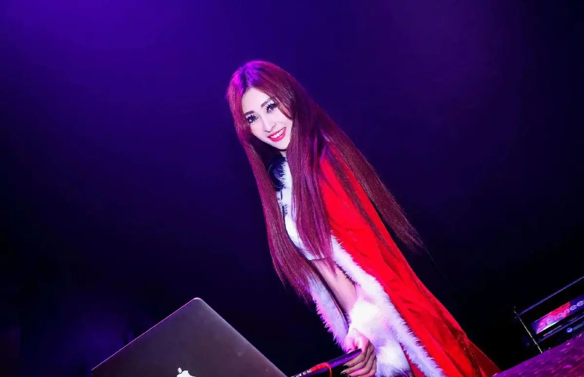 酒吧专业DJ打碟套曲MP3下载:百大打碟慢摇酒吧舞曲英文电子音乐下载(百度网盘打包)