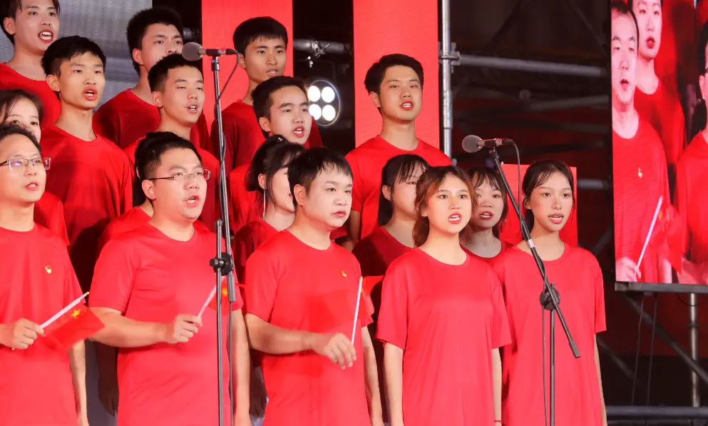 红歌大全100首(老歌流行歌曲下载):70年代经典红色革命歌曲合集下载