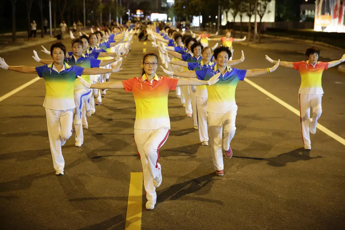 中老年人广场舞视频mp4打包下载-2025年广场舞歌曲通用舞蹈音乐mp3下载